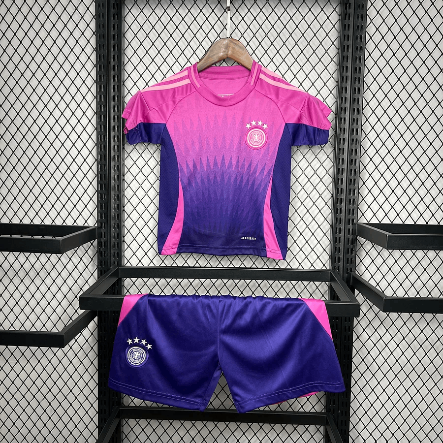 Kit Enfant Allemagne Extérieur 24/25