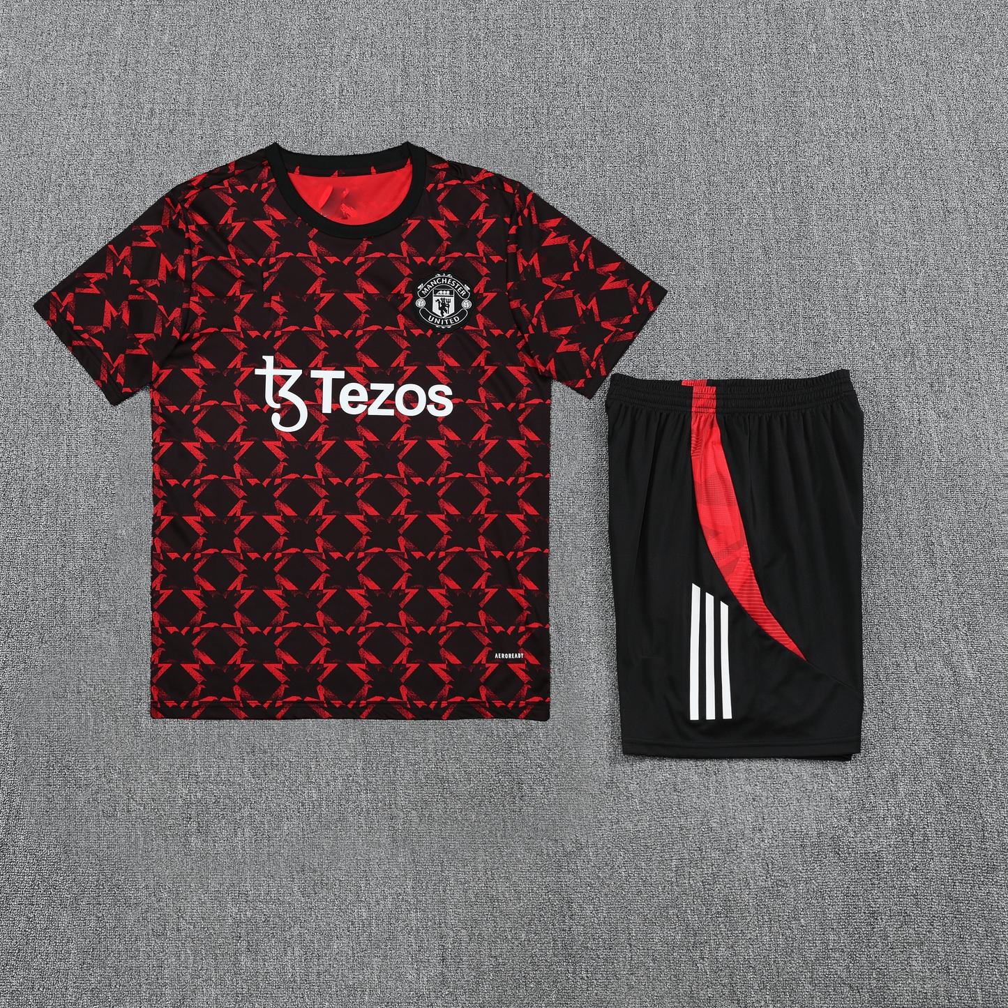 Kit Entraînement Adulte Manchester United 24/25