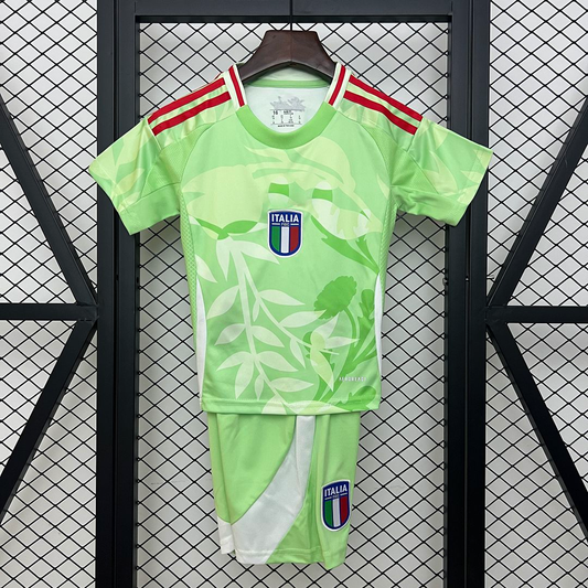 Kit Enfant Italie Extérieur Féminin 24/25