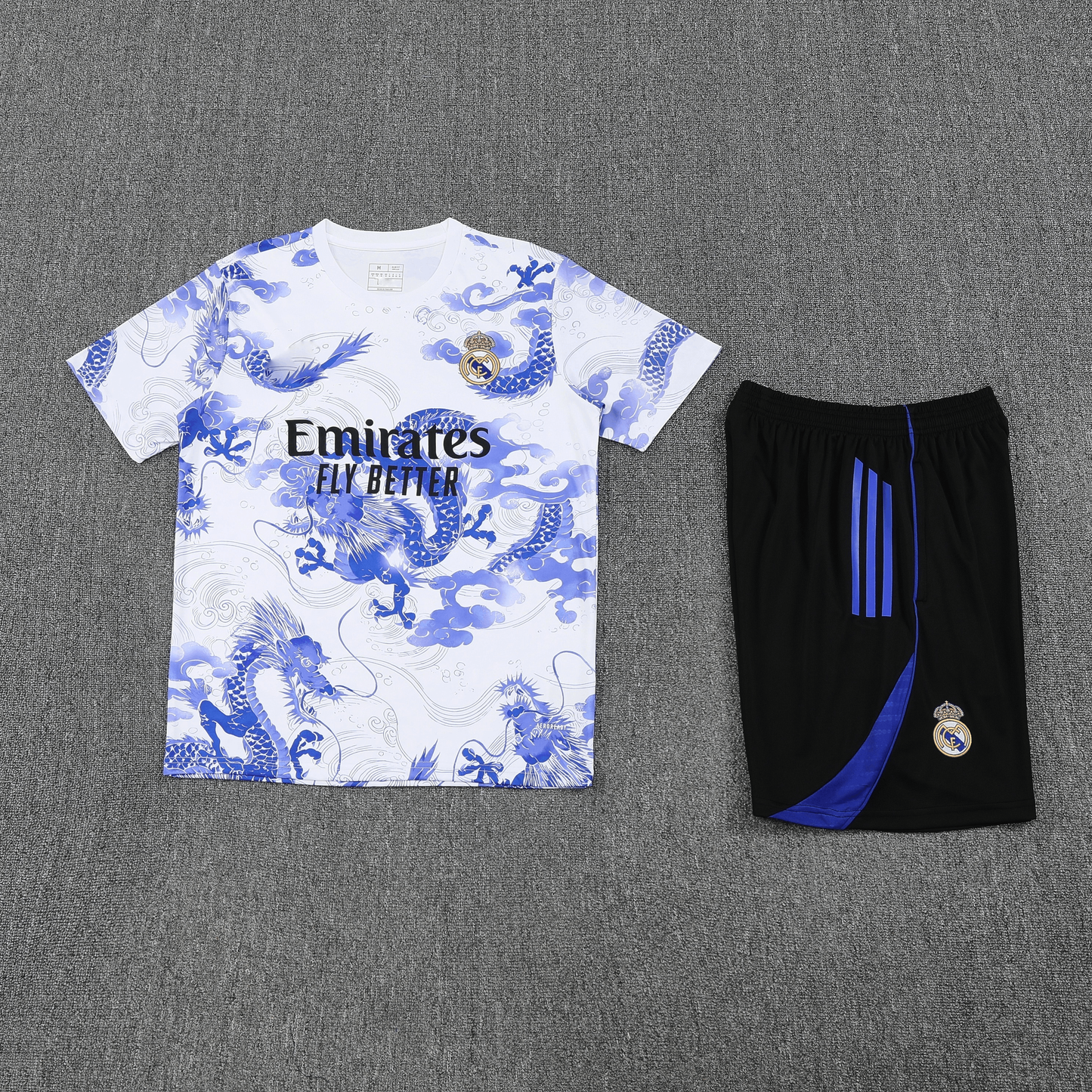 Kit Entraînement Adulte Real Madrid 25/26